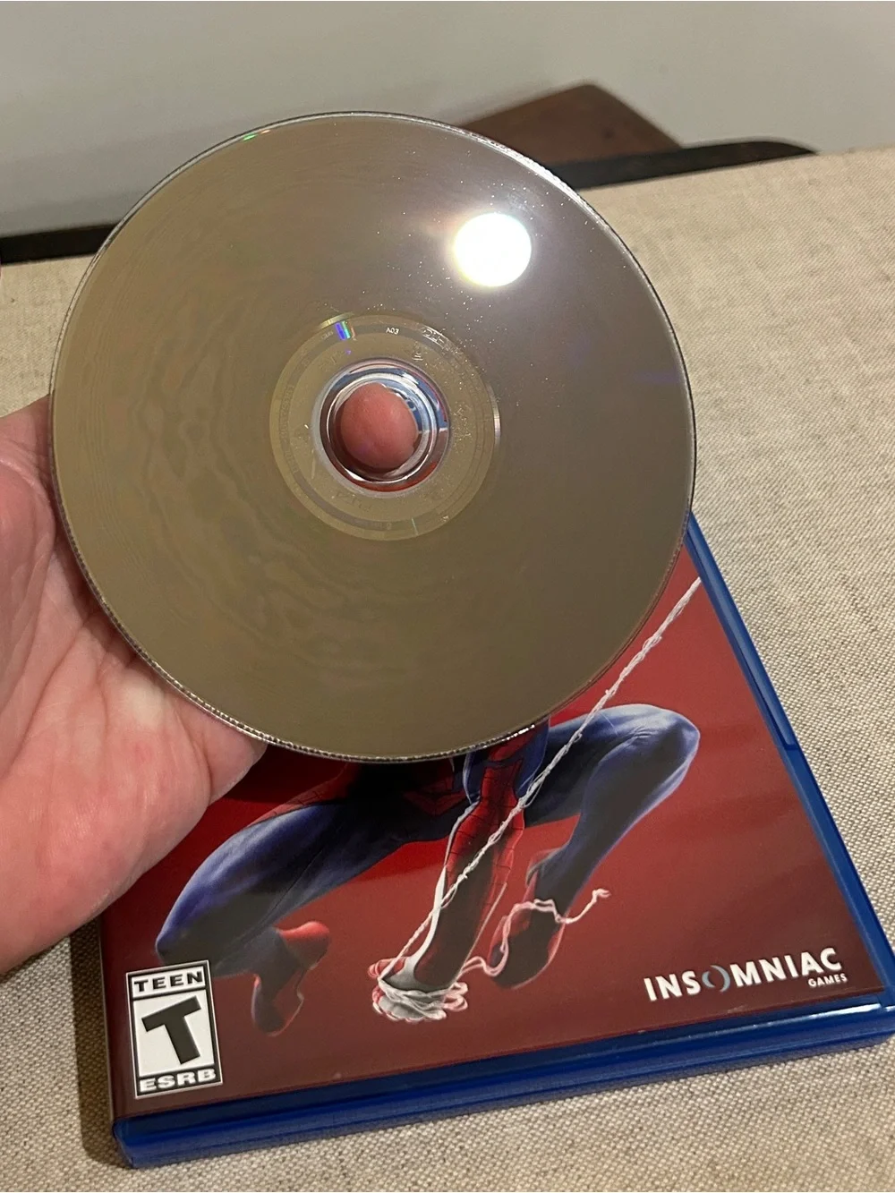 Marvel Spider-Man PS4 Game - Red and No Man’s Sky PS4 Game